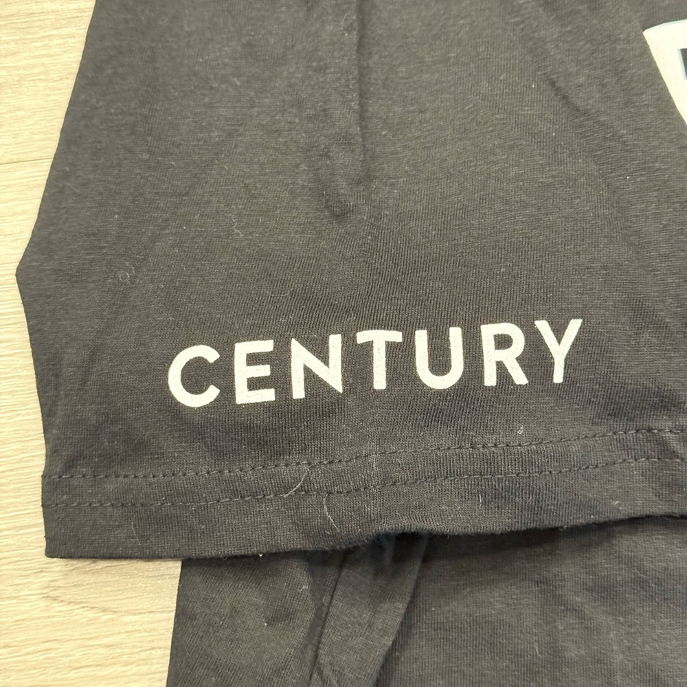 PELOTON Century Ride Black Short Sleeve Tee Unisex Size Medium New without tags - Picture 7 of 7
